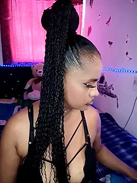 KAYLA 48  online show from 04/30/26, 07:54