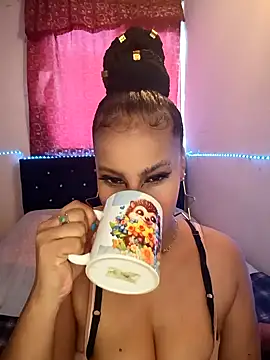 KAYLA 48  online show from 04/04/26, 10:05