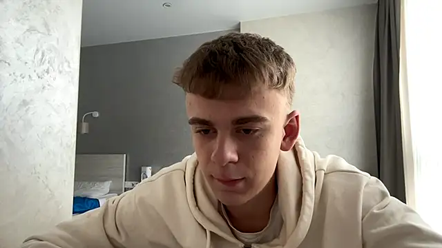 Snapshot of SoloFury chatting on 04/01/26, 02:47 SoloFury online show from 04/01/26, 02:47