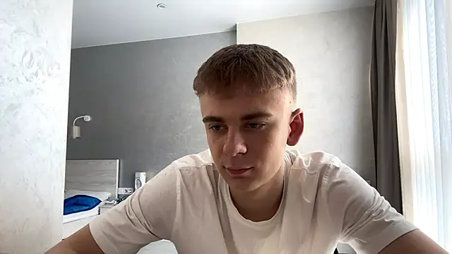 Snapshot of SoloFury chatting on 03/22/26, 09:22 SoloFury online show from 03/22/26, 09:22