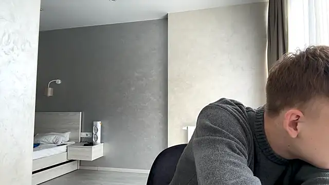 Snapshot of SoloFury chatting on 04/05/26, 08:54 SoloFury online show from 04/05/26, 08:54