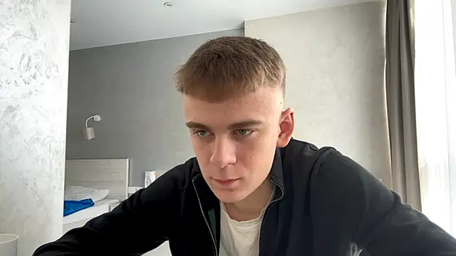 Snapshot of SoloFury chatting on 04/14/26, 08:08 SoloFury online show from 04/14/26, 08:08