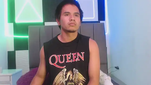 Snapshot of adonis_latin_19 chatting on 04/06/26, 03:24 adonis latin 19 online show from 04/06/26, 03:24