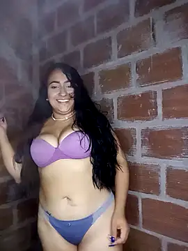 Katalinarodriguez online show from 04/08/26, 08:43