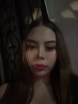 Snapshot of lindaandtony chatting on 04/11/26, 07:45 lindaandtony online show from 04/11/26, 07:45