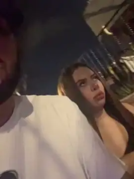 Snapshot of lindaandtony chatting on 03/30/26, 04:58 lindaandtony online show from 03/30/26, 04:58