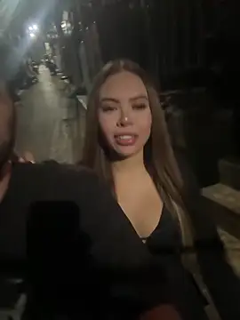 Snapshot of lindaandtony chatting on 04/03/26, 03:46 lindaandtony online show from 04/03/26, 03:46