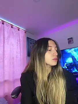 TiffanyCooper  online show from 03/19/26, 06:30