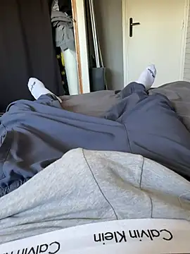 zoladj online show from 04/07/26, 11:23