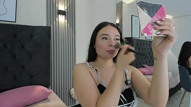 Snapshot of Lizeth_Vega chatting on 04/11/26, 09:18 Lizeth Vega online show from 04/11/26, 09:18