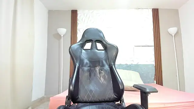 Hot Gaara  online show from 04/08/26, 03:30