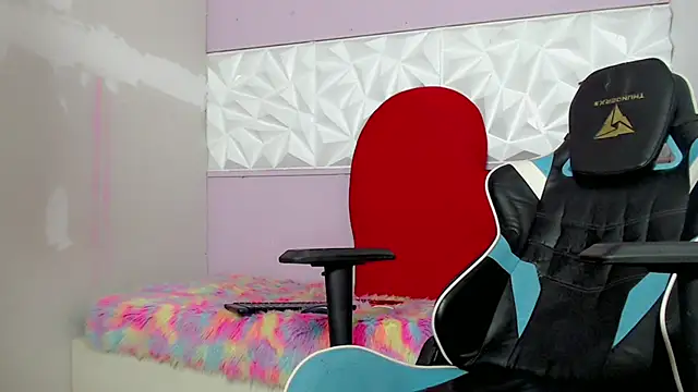 Hot Gaara  online show from 04/11/26, 09:07