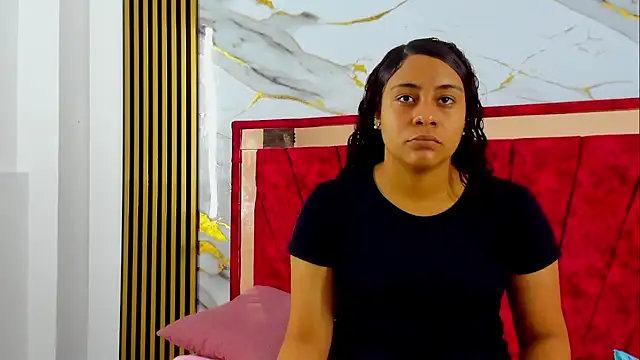 Snapshot of Tiana_hots chatting on 04/12/26, 01:20 Tiana hots online show from 04/12/26, 01:20