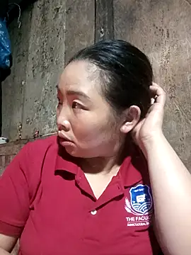 Snapshot of Huemy098 chatting on 03/31/26, 12:18 Huemy098 online show from 03/31/26, 12:18