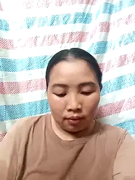 Snapshot of Huemy098 chatting on 04/14/26, 05:12 Huemy098 online show from 04/14/26, 05:12