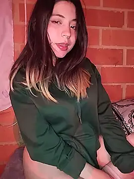 Snapshot of Petite_CherryX chatting on 07/02/26, 03:23 Petite CherryX online show from 07/02/26, 03:23