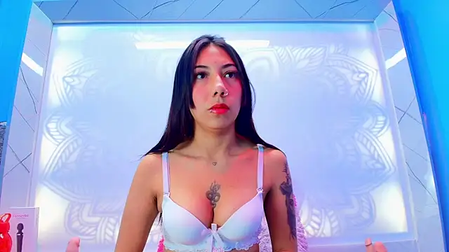 Alessia Clarky online show from 05/10/26, 01:42