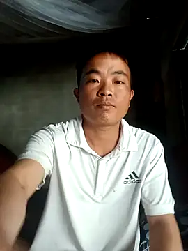 boy-pho- online show from 03/31/26, 03:19