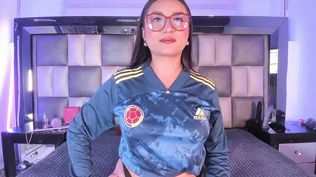 Snapshot of Kalessi_cam chatting on 03/26/26, 11:13 Kalessi cam online show from 03/26/26, 11:13