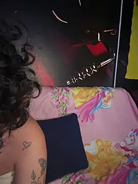 Laila LS online show from 06/21/26, 01:17