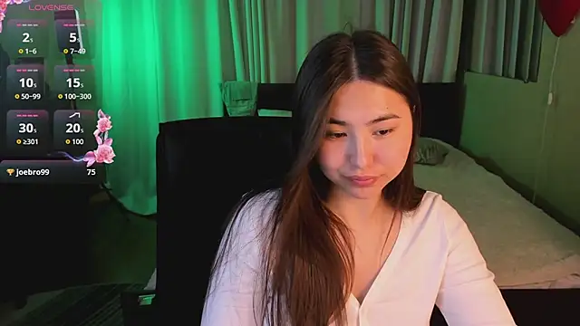 IceIcebabe  online show from 06/26/26, 01:11
