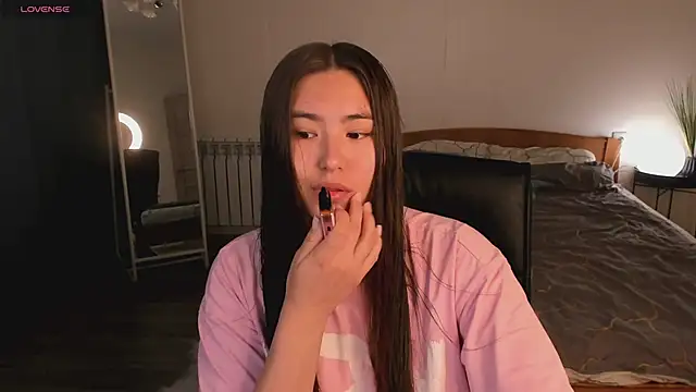 IceIcebabe  online show from 07/15/26, 01:01