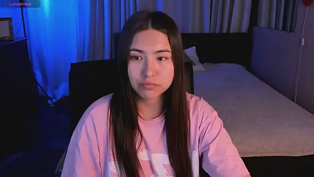 IceIcebabe  online show from 06/12/26, 01:03