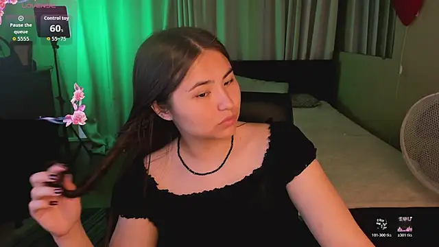 IceIcebabe  online show from 06/19/26, 01:11