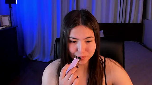 IceIcebabe  online show from 06/04/26, 01:10