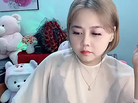Nhanlu009 online show from 04/22/26, 12:23