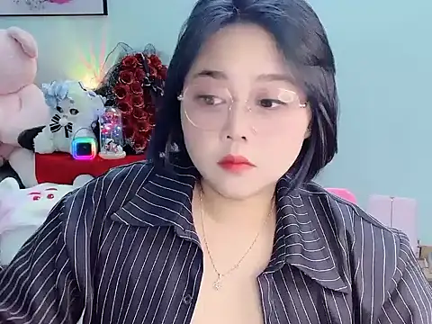 Nhanlu009 online show from 04/25/26, 01:41