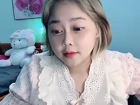 Nhanlu009 online show from 05/20/26, 01:52