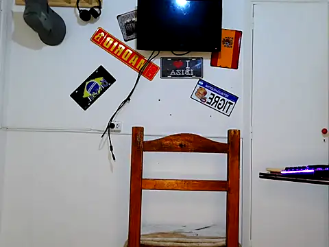 freddymdq100 online show from 04/02/26, 04:30