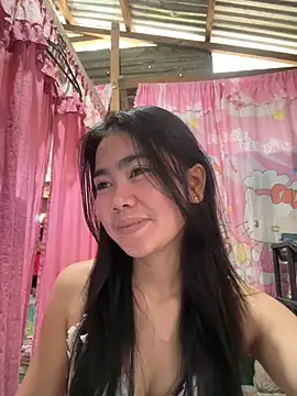 Snapshot of beautyasian23 chatting on 04/13/26, 12:36 beautyasian23 online show from 04/13/26, 12:36