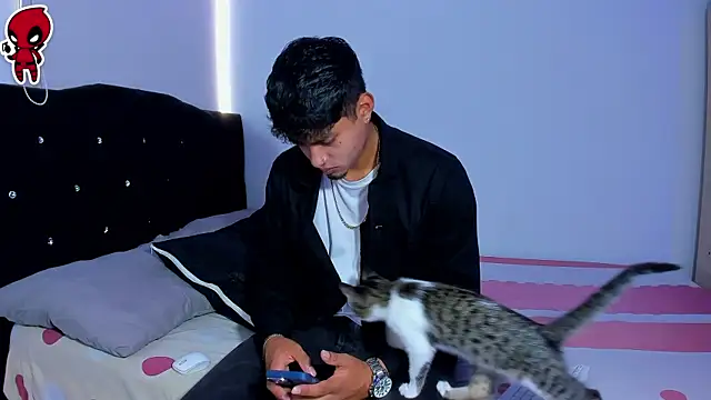 Thiago snoop online show from 03/24/26, 07:14