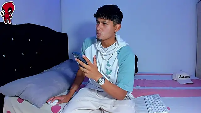 Thiago snoop online show from 03/26/26, 01:04