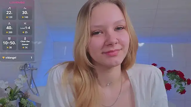 Snapshot of StaceyyJones chatting on 03/22/26, 11:45 StaceyyJones online show from 03/22/26, 11:45