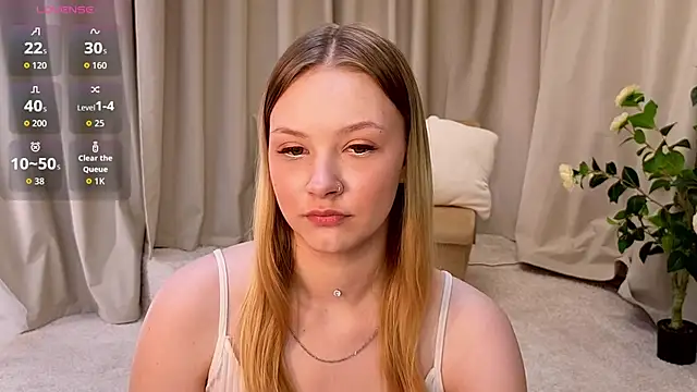 StaceyyJones online show from 06/08/26, 11:22