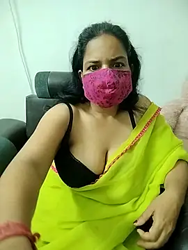 Snapshot of Rashilii_Bhabi chatting on 04/02/26, 04:35 Rashilii Bhabi online show from 04/02/26, 04:35