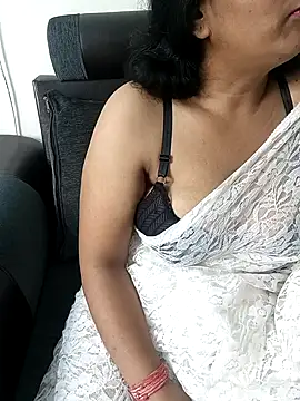 Snapshot of Rashilii_Bhabi chatting on 03/24/26, 08:25 Rashilii Bhabi online show from 03/24/26, 08:25