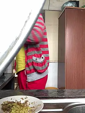 tieuvy6 online show from 03/27/26, 04:10