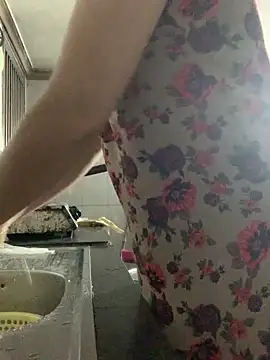 tieuvy6 online show from 04/09/26, 02:45