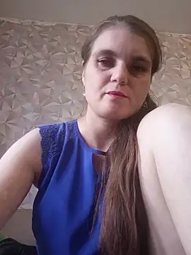 Snapshot of -MilfAnn- chatting on 05/11/26, 01:23 -MilfAnn- online show from 05/11/26, 01:23