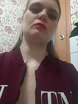 Snapshot of -MilfAnn- chatting on 03/25/26, 03:44 -MilfAnn- online show from 03/25/26, 03:44