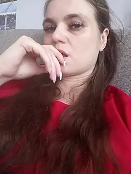 Snapshot of -MilfAnn- chatting on 04/15/26, 05:46 -MilfAnn- online show from 04/15/26, 05:46