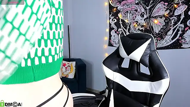 LittleKittenStar online show from 04/22/26, 02:51