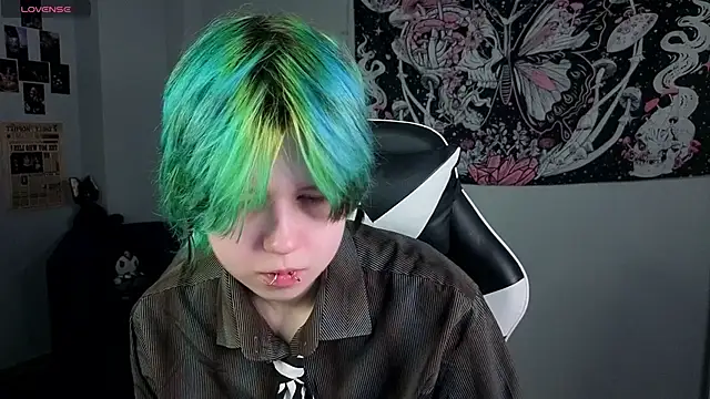 LittleKittenStar online show from 05/04/26, 03:10