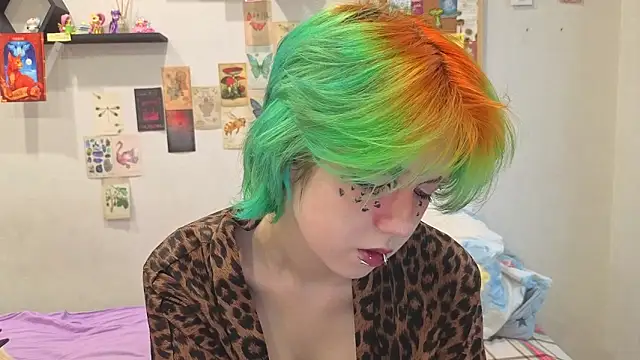 LittleKittenStar online show from 05/28/26, 02:23
