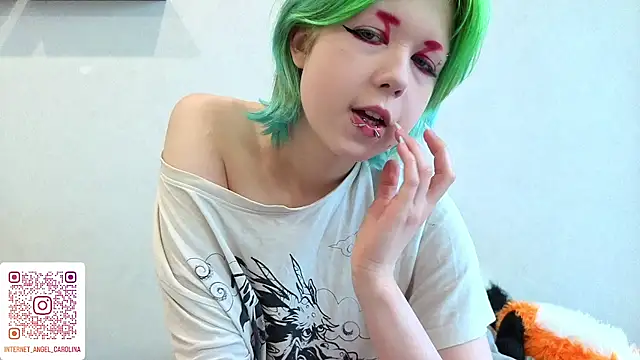 Snapshot of LittleKittenStar chatting on 06/29/26, 10:15 LittleKittenStar online show from 06/29/26, 10:15
