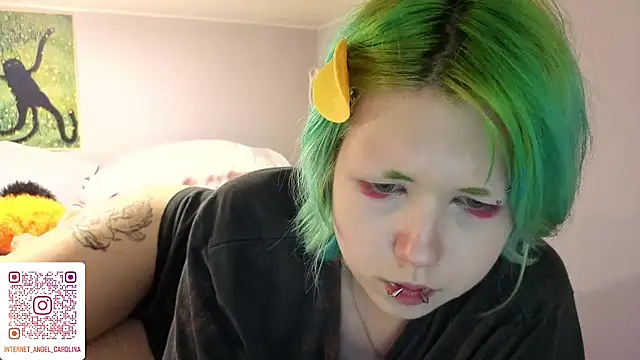 Snapshot of LittleKittenStar chatting on 07/13/26, 10:03 LittleKittenStar online show from 07/13/26, 10:03